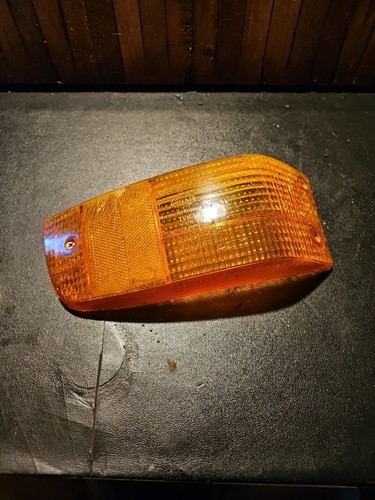 1974 Saab 99 Front Side Marker Light Lens RH Right OEM TVK3 (E) - Bild 1 von 7