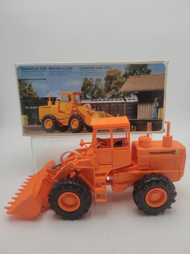 Preiser 5206 G International Harvester Payloader H-65C Type Front Loader Tractor | Condition: Used
