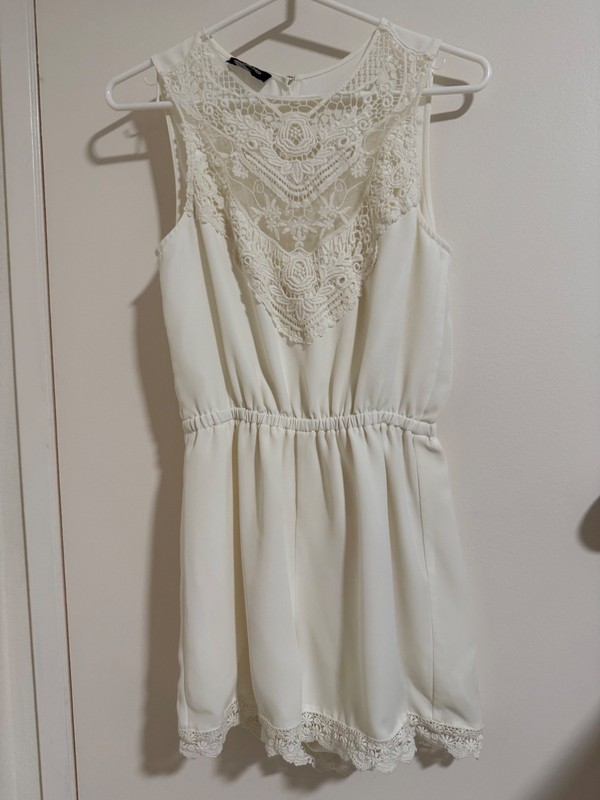 Bebe off white lace trim lined romper size XS