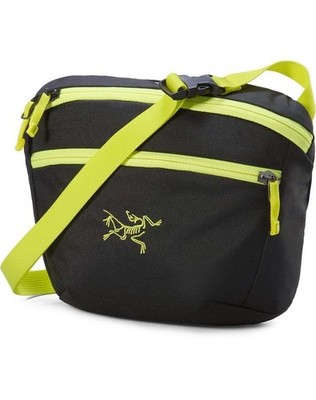 Arc'teryx Mantis 2 Waist Pack Unisex Black Green 2.5L Travel Outdoor Bag UPS619