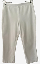 Chico's size M 1 White Fabulously Slimming Capri Leggings Pants MiNimAList