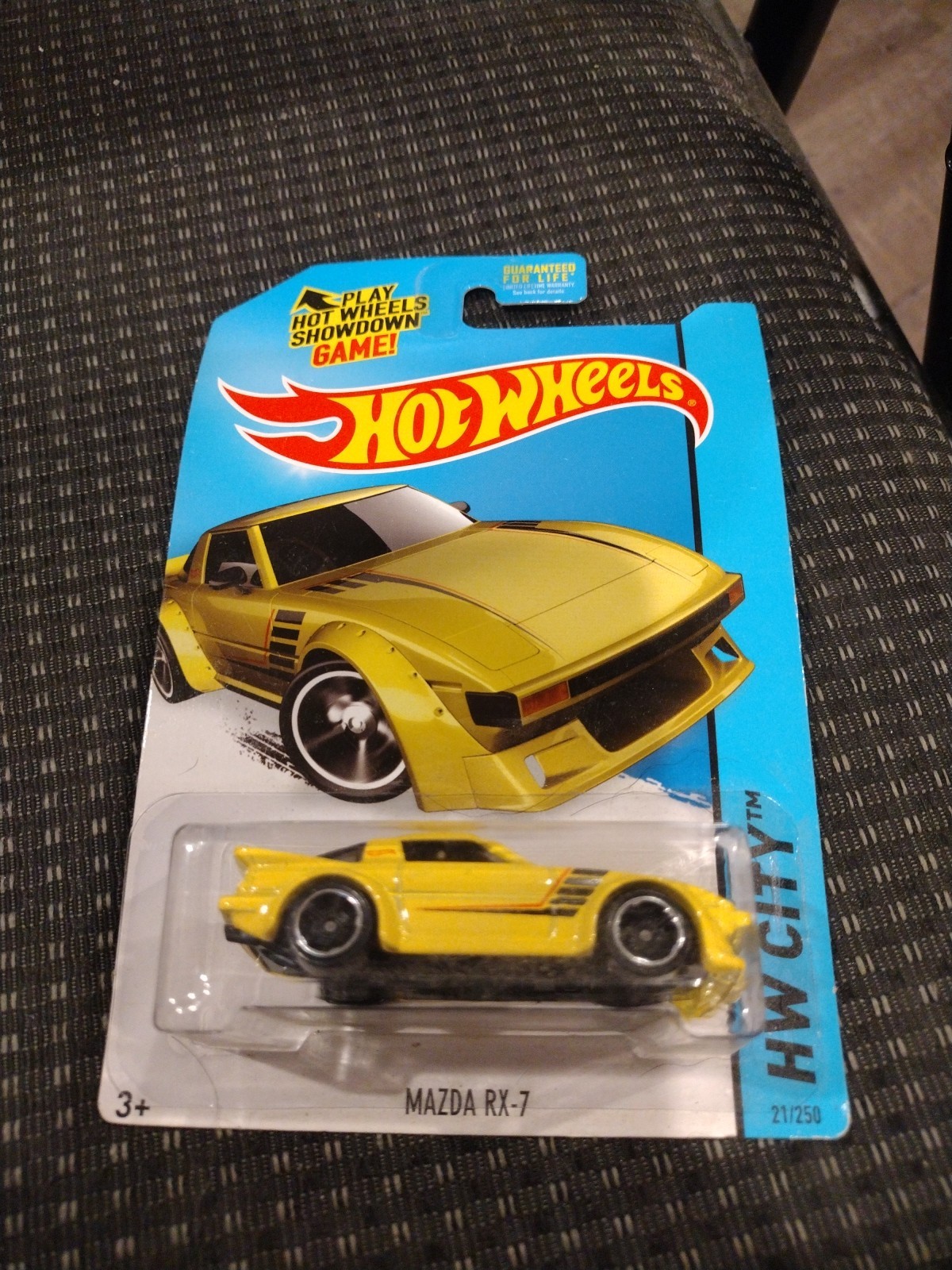 Hot Wheels Mazda RX-7 2014 HW City Yellow HW 21