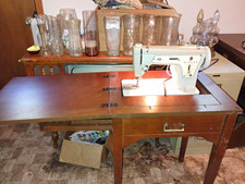 SINGER Fashion Mate 237 Electric Sewing Machi...