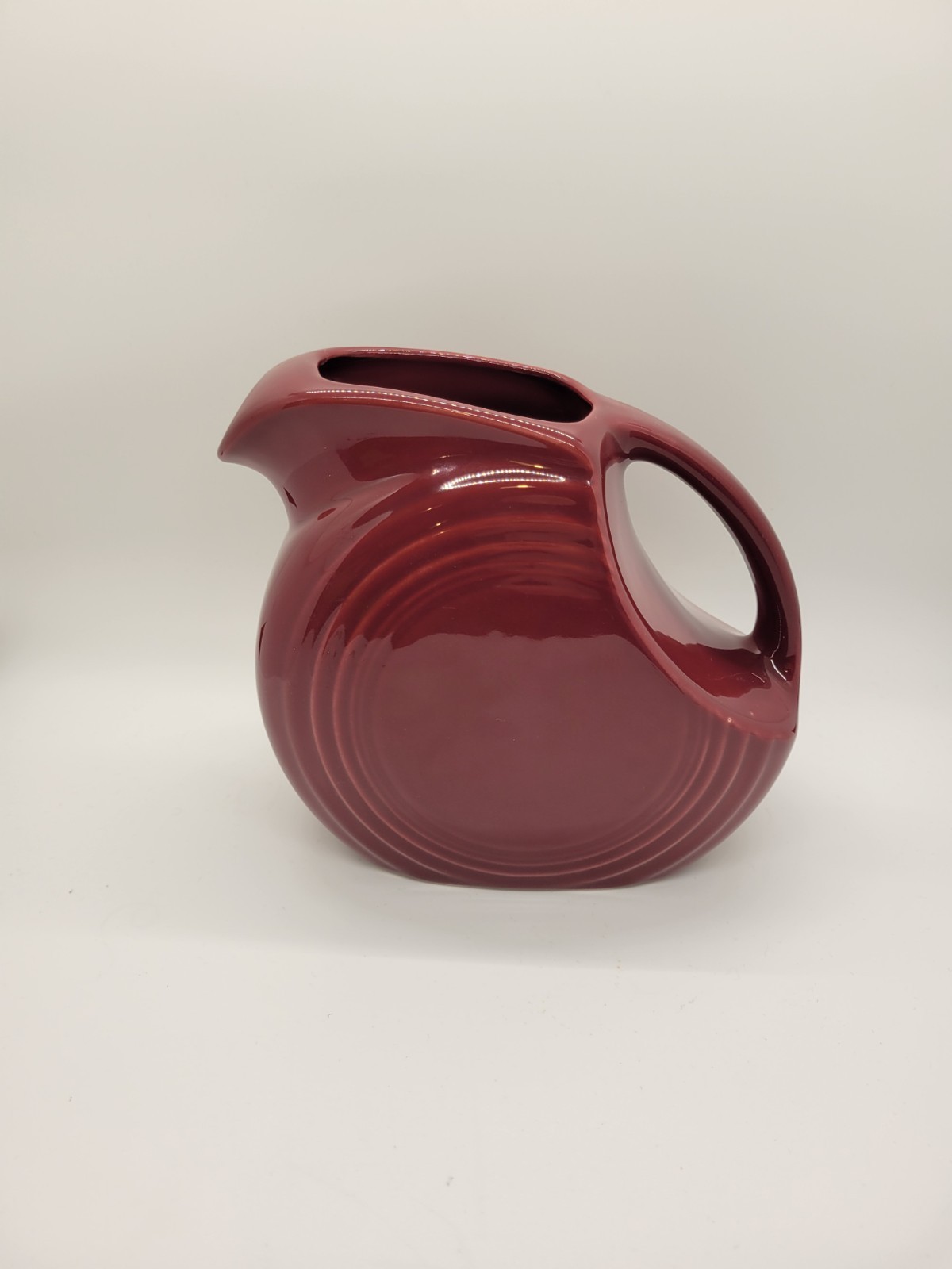 Fiesta Dinnerware Cinnabar Medium Juice Pitcher 28 Oz Retired Color