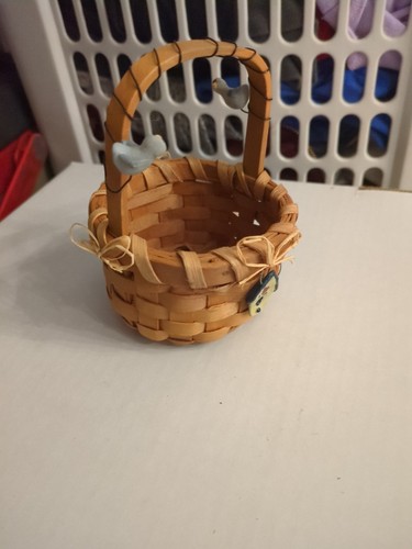 Small Wicker Basket Bird House Charms By Crazy Mountain - Picture 3 of 5