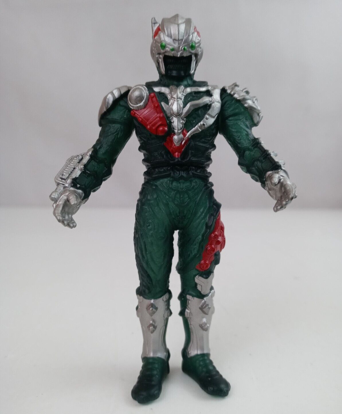 2016 Bandai Ultraman Ultra Monster DX Sades 4.25" Vinyl Figu