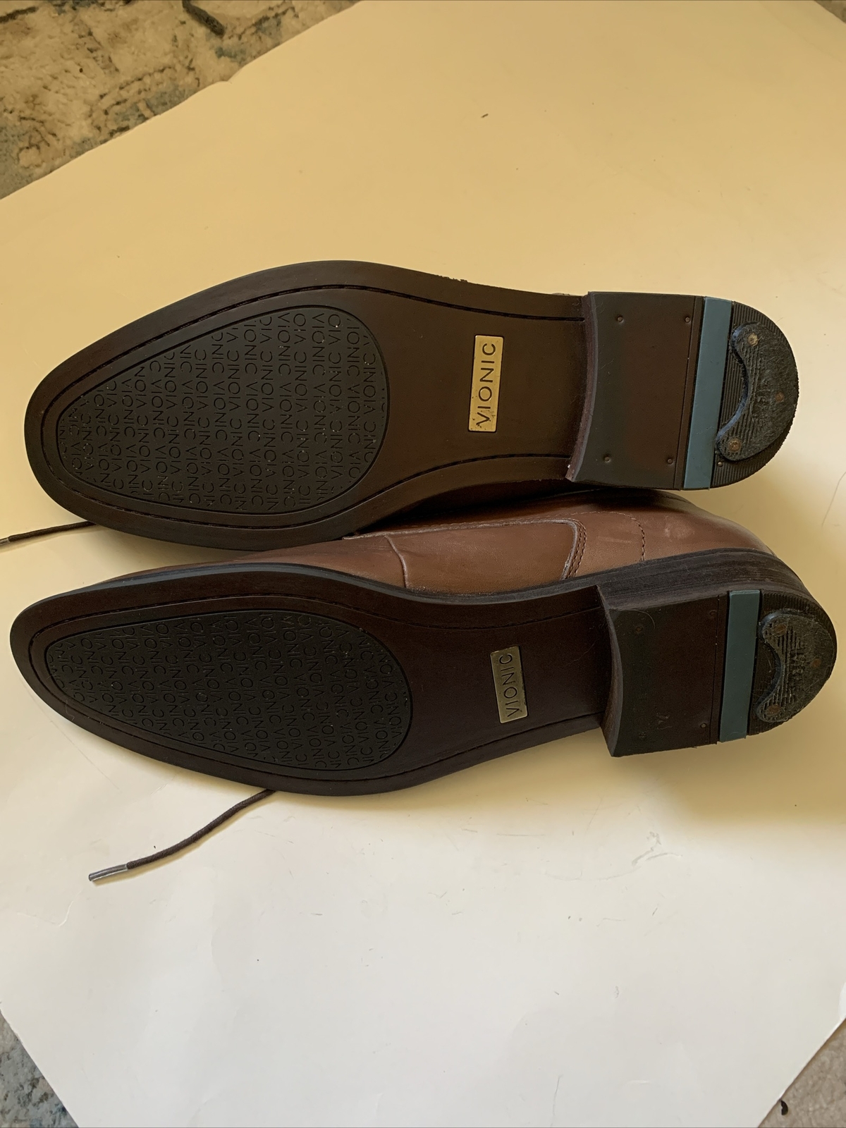 Foto 10 di 24