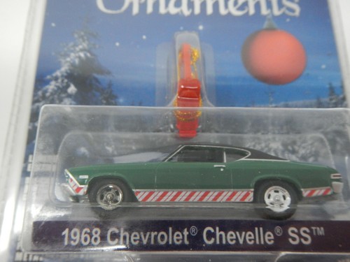 Greenlight Holiday Ornaments Series 2 1968 Chevrolet Chevelle SS (1) - Picture 2 of 4
