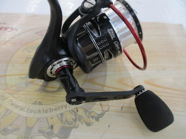 Abu Garcia Revo MGX Theta 2500S Spinning Reel Used with Box