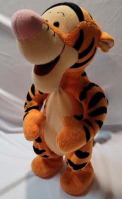1998 Mattel Bouncing Tigger Talking Singing 12” Plush Fully Tested