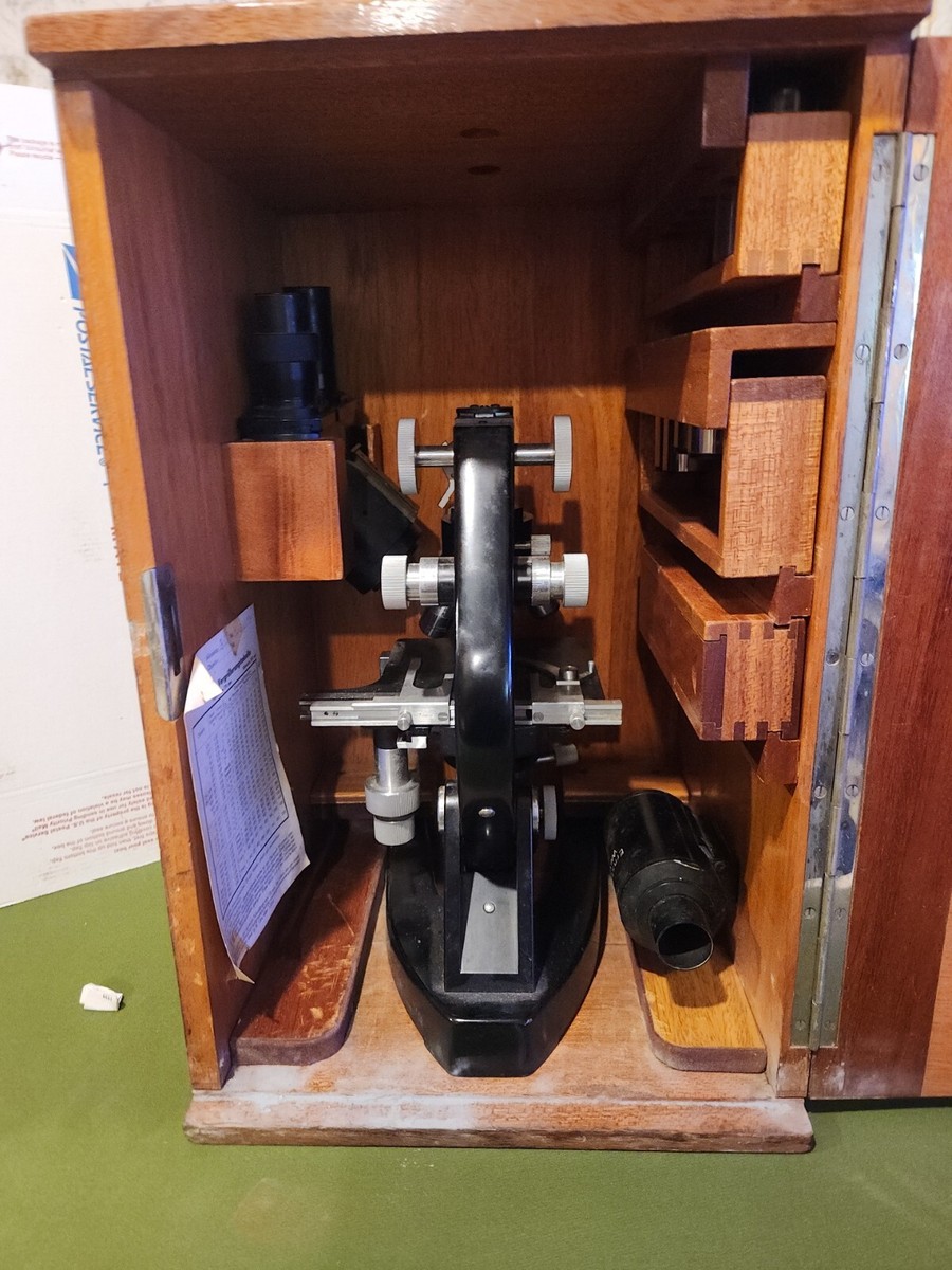 Vintage Ernst Leitz Wetzlar Vintage German microscope No Vintage Ernst Leitz Wetzlar Vintage German microscope No
