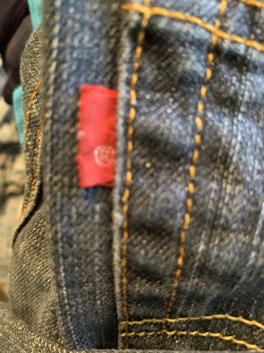 Pantalones de mezclilla Levi's 559 azul oscuro relajados calce recto para hombre con lengüeta roja talla 38 X 34 - Imagen 2 de 4