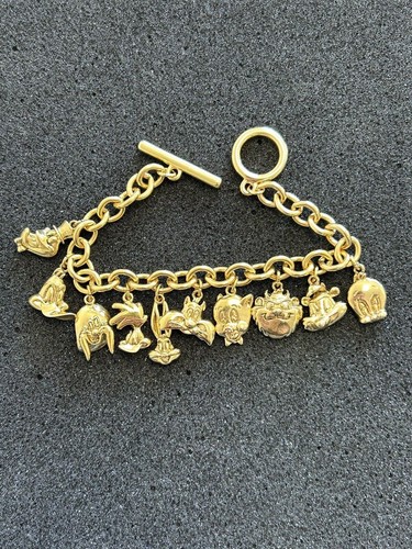 Vtg 1992 Warner Brothers Looney Tunes Cartoon Charm Bracelet Bugs Bunny Tweety