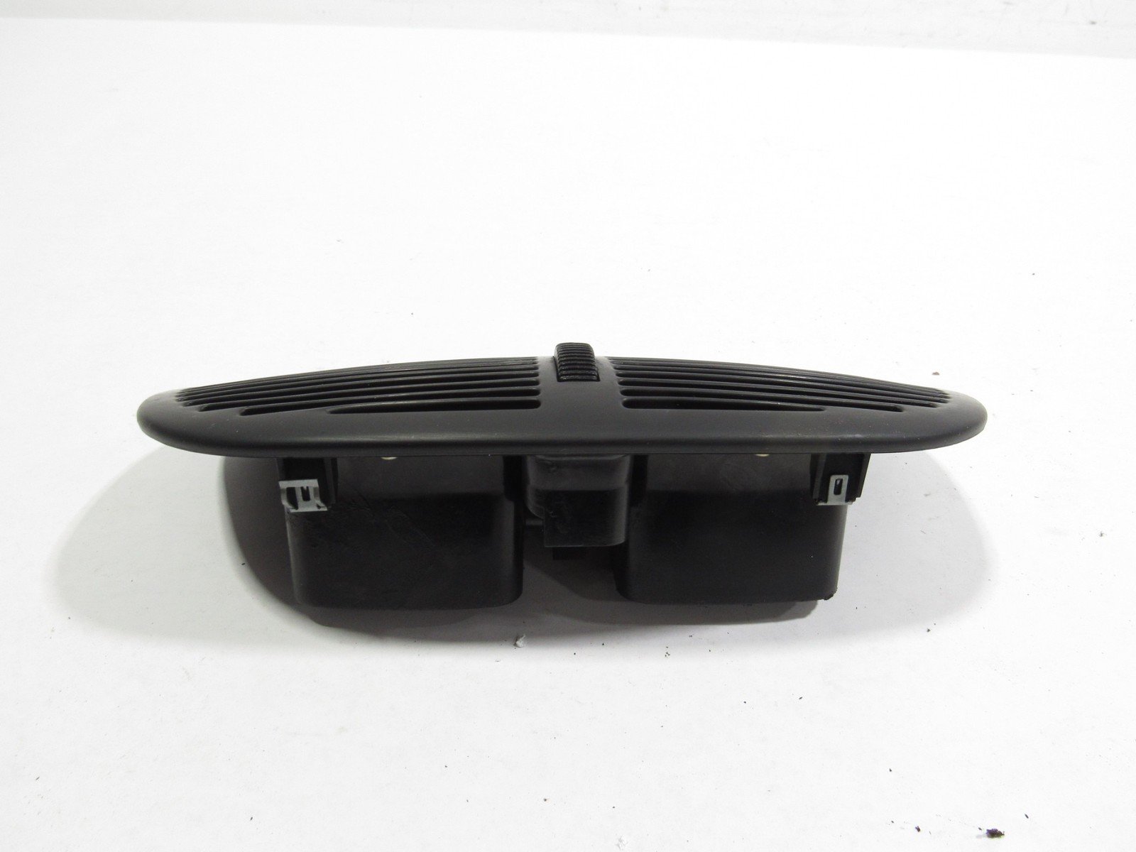 02-06 Maserati Coupe GT 2004 AC A/C Upper Dash Dashboard Air Vent Grille Cover ;