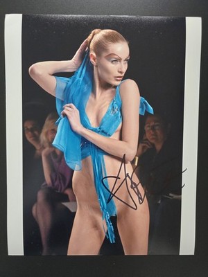 Rie Rasmussen Danish Model Writer Regisseur handsigniert 8x10 Autogramm COA