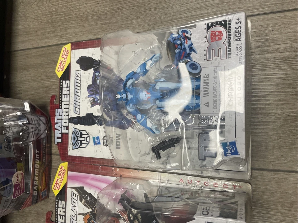 Transformers Generations Lot IDW Windblade Chromia Decepticon NIB - Image 4 of 4