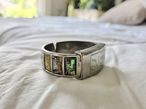Vintage Vivani Quartz Women's Watch - Picture 2 of 11