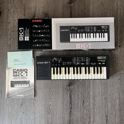 Vintage Casio SK-1 Portable 32 Key Sampling Keyboard w/ Box and