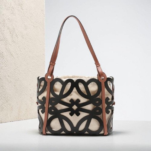 Loewe Anagram Cutout Design Shoulder Bag, Black