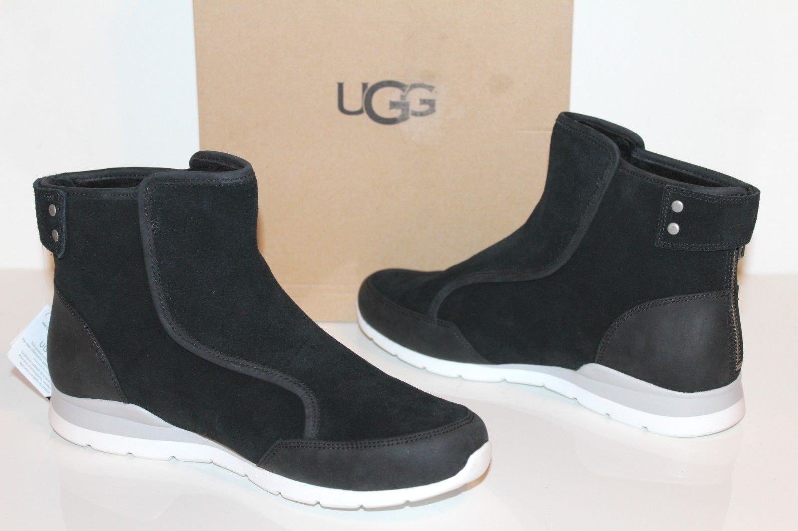 ugg laurelle bootie