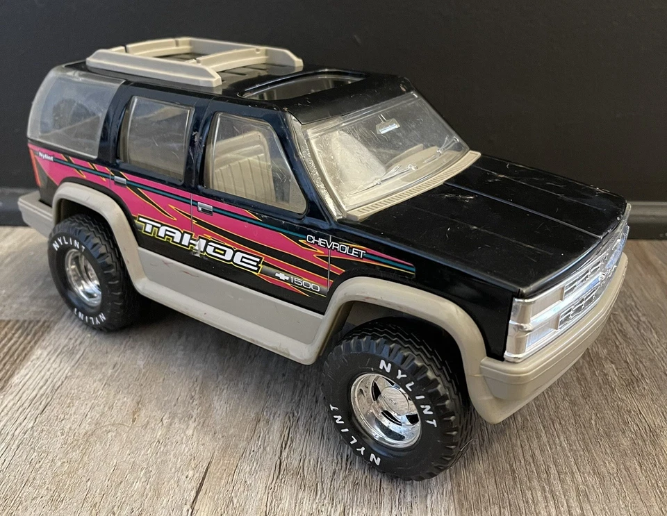 Camión de juguete de colección Nylint Chevy Tahoe SUV raro concesionario promoción 1996 1500 camión SUV Foto 2 de 4