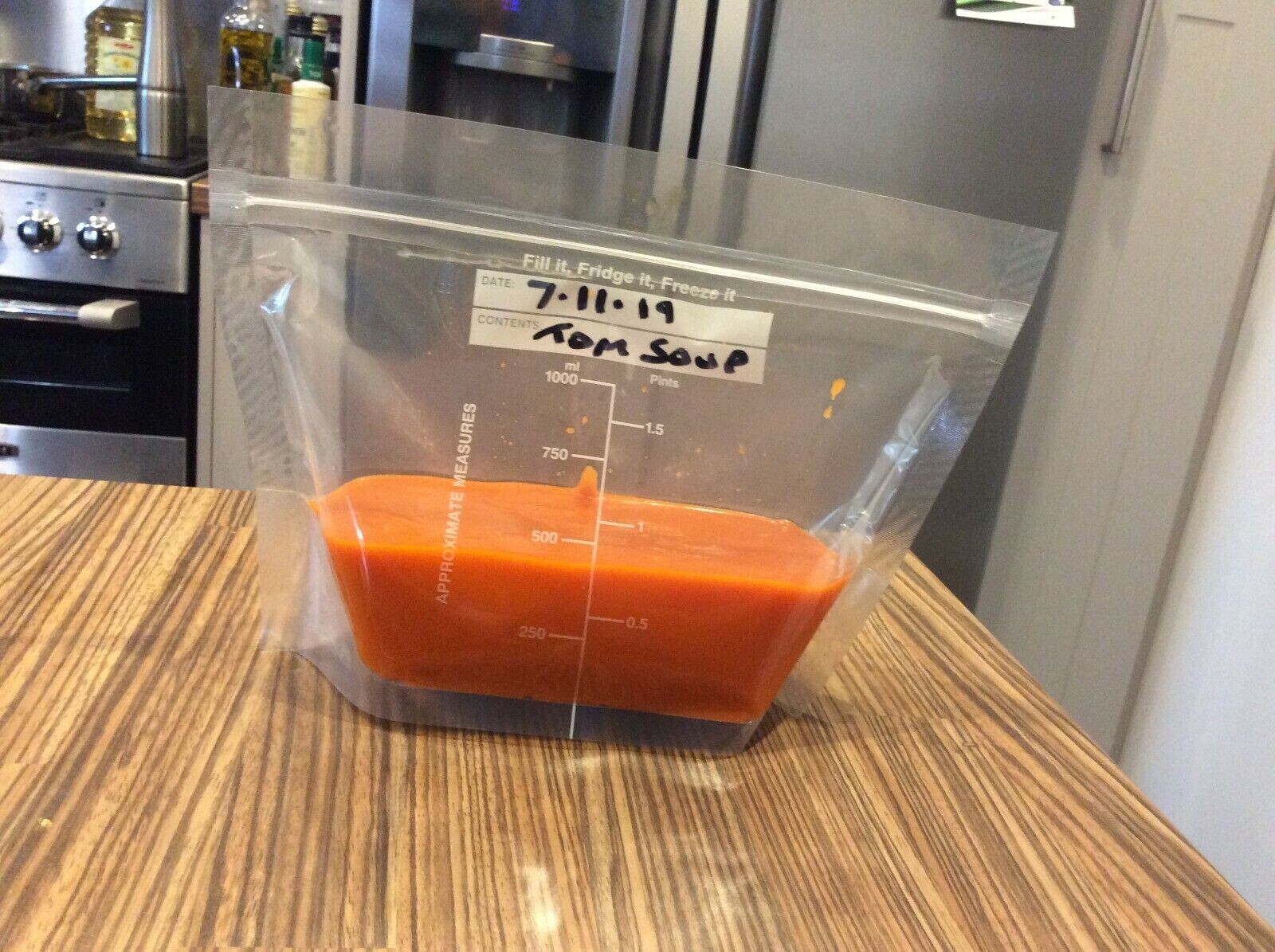 POUR AND STORE LIQUID FOOD STORAGE RESEALABLE POUCH BAGS FREEZER SOUP