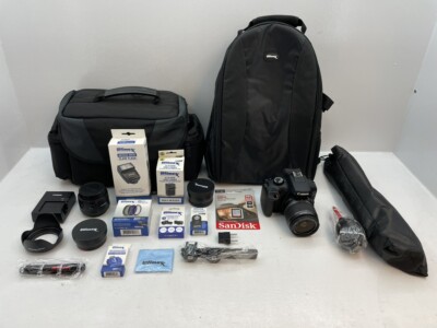 READ* Canon EOS 4000D 18mp Camera W/ Canon EF 50mm 1:1:8 Lens Kit
