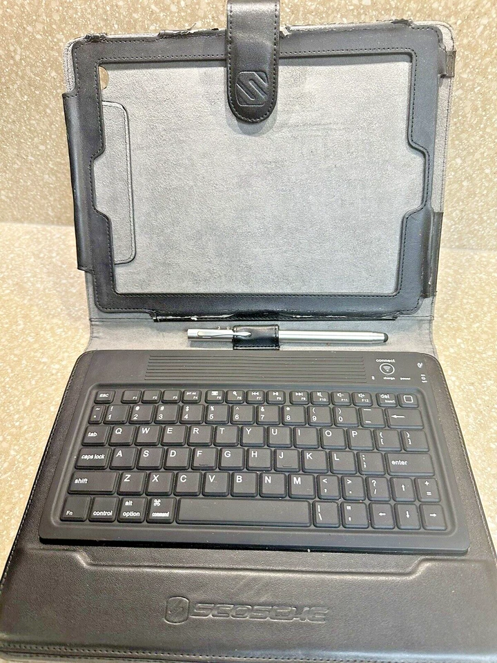 Scosche keyPAD Bluetooth Teclado Inalámbrico y Funda Folio para iPad y iPad2 (IPD Foto 2 de 4