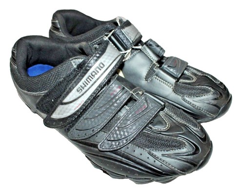 Shimano cycling shoes 39 (M 8.5 -9; W7.5 - 8.5) with SPD