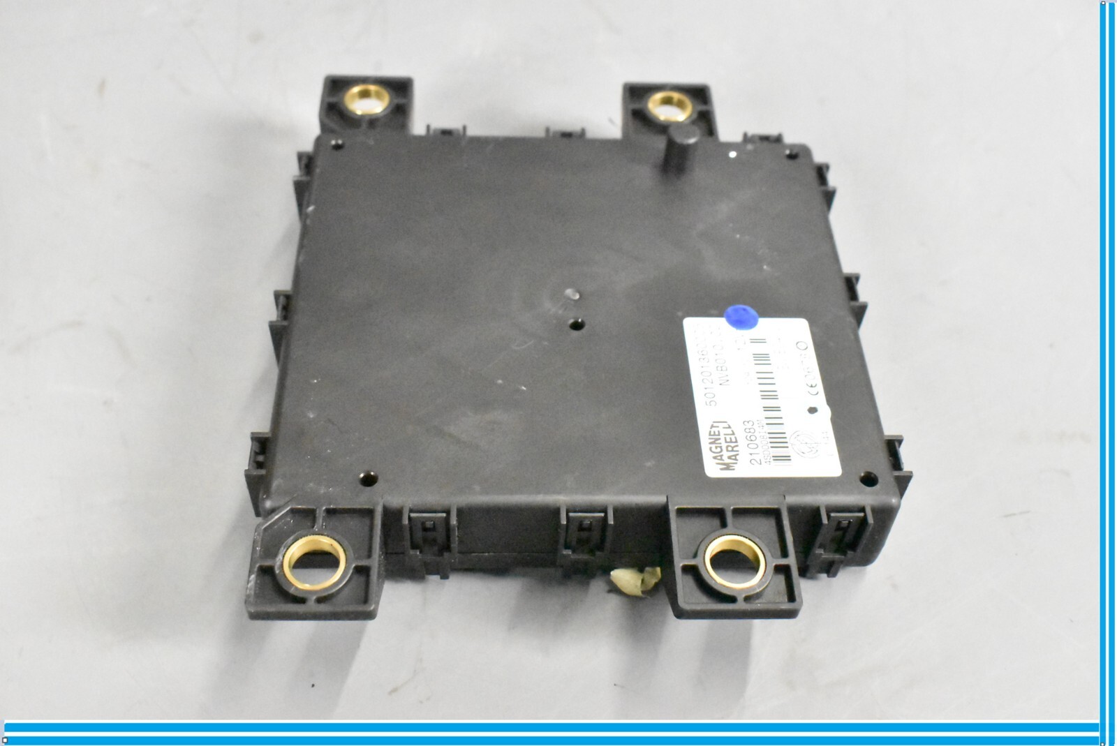 Maserati Quattroporte 2004-2013 Rear Trunk latch
