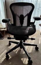 Herman Miller Aeron chair size A