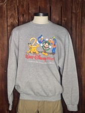 Vintage Disney Y2K 2000 Mickey and Friends Crewneck Sweatshirt 2XL