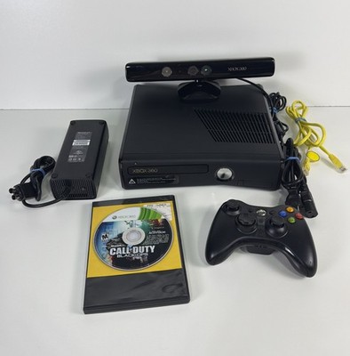 Microsoft Xbox 360 S 4GB Black Console 1439 w/ Controller, Cords & Game 2.0.1 NM