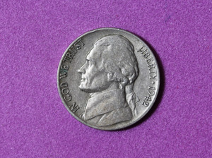 1942-D JEFFERSON NICKEL #P34825
