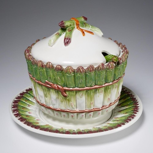 Costa Vtg Italian Majolica Green Asparagus Soup Stew Tureen w Lid Ladle Plate