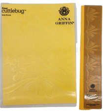 Anna Griffin Cuttlebug Holly Wreath 5" x 7" Embossing Folder and Border