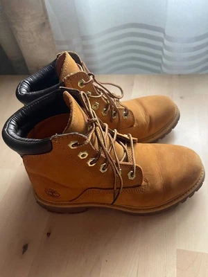 bottes timberland 37,5 en très bon état - Photo 1/4
