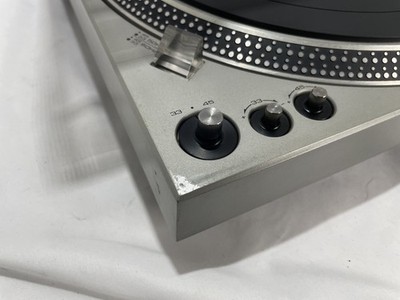 Technics SL-1600 with Dust Cover Hinges Direct Drive DJ Turntable