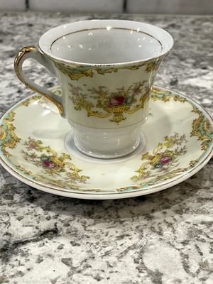 Noritake Tea Cup And Saucer,  Gold Trim , Floral Design, Vintage