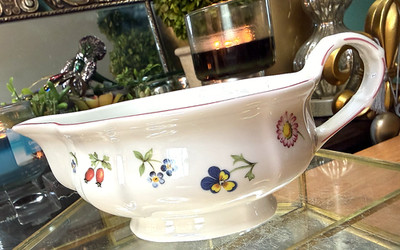 Villeroy & Boch ''PETITE FLEUR'' Germany Gravy/Sauce Bowl