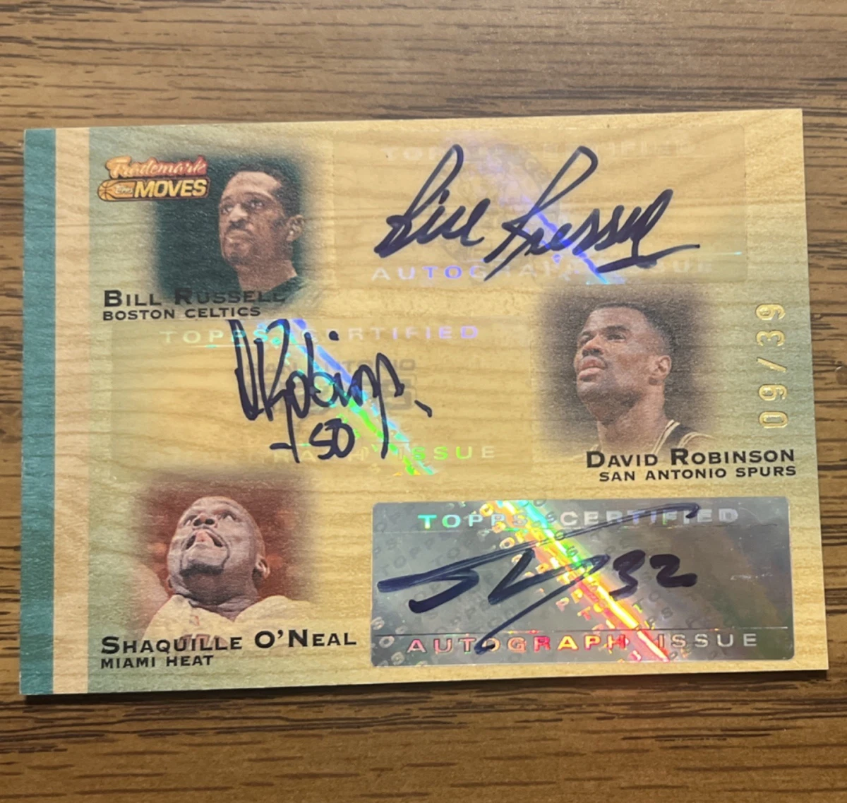 Topps Bill Russell Basketball Autographed Sports Trading Cards