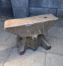 Alter Amboss Schmied Schmiede Richtplatte Werkstatt Eisen Garage 55 kg 