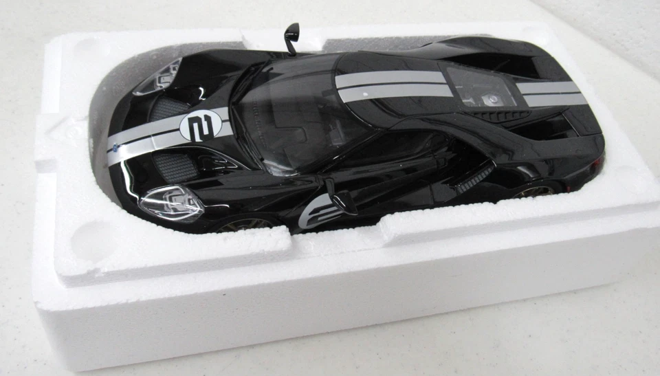 Ford GT 2017 edición 50 aniversario Heritage #2 GT Spirit 1:18 US001 negro Foto 3 de 4