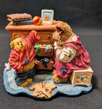 First Edition Boyds Bearstone Collection "Mom Taylor ... I Can Do it Myself"