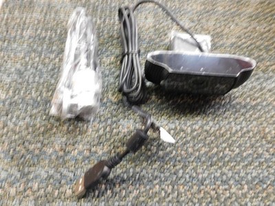 Logitech Logi 860-000527 HD 1080p Video, USB Plug-and-Play PC Webcam w/Tripod