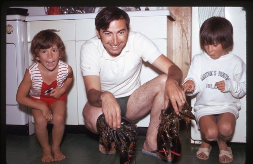 SL39 Slide 1970's Family Fun Lobsters Martha's Vineyard 001a