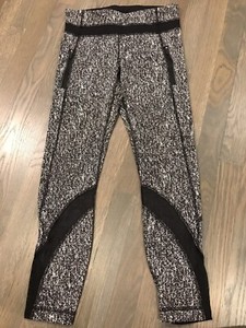 EUC Lululemon Run Inspire Tight Sz 6 