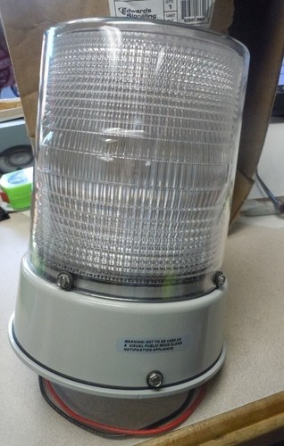 Edwards Signaling 57EDFC-G1 24 volt dc strobe double flash - Picture 2 of 4