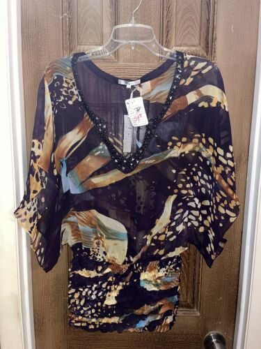 NWT lucy Paris top