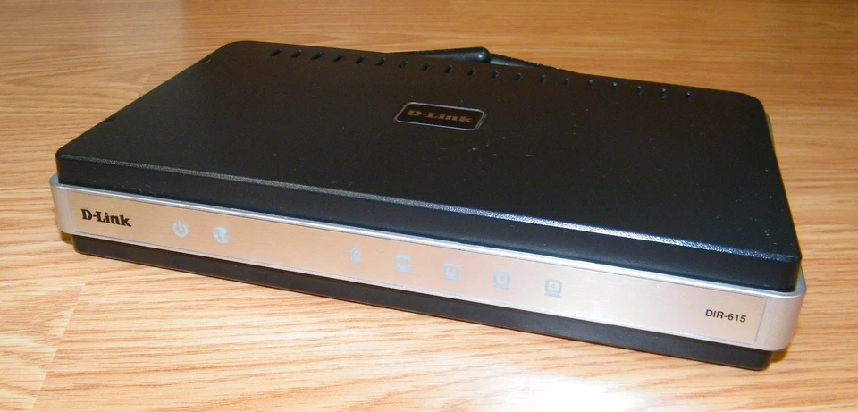 D-Link (DIR-615) N300 108 Mbps 4-Port 10/100 Wireless N Router Bundle **READ** - Image 2 of 4